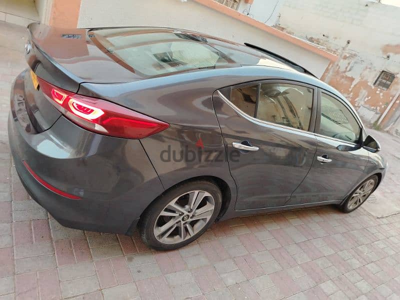 Hyundai Elantra 2017 full option 0