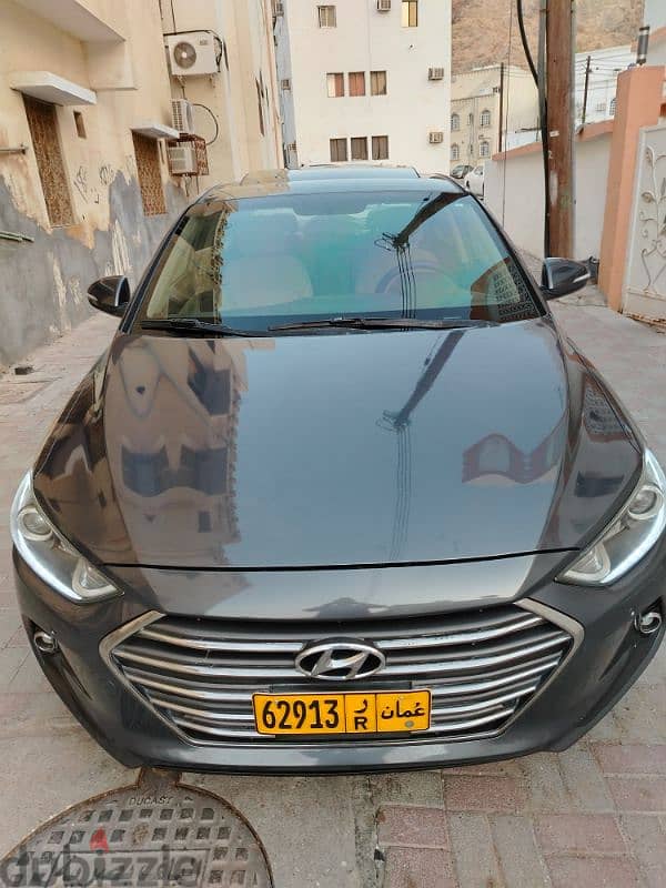 Hyundai Elantra 2017 full option 4