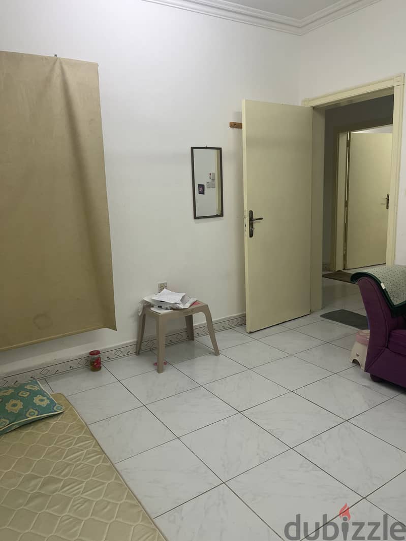 Room for rent in ghubra near Emirats Market 2