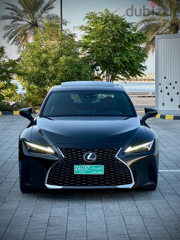 Lexus IS 300 2021 3