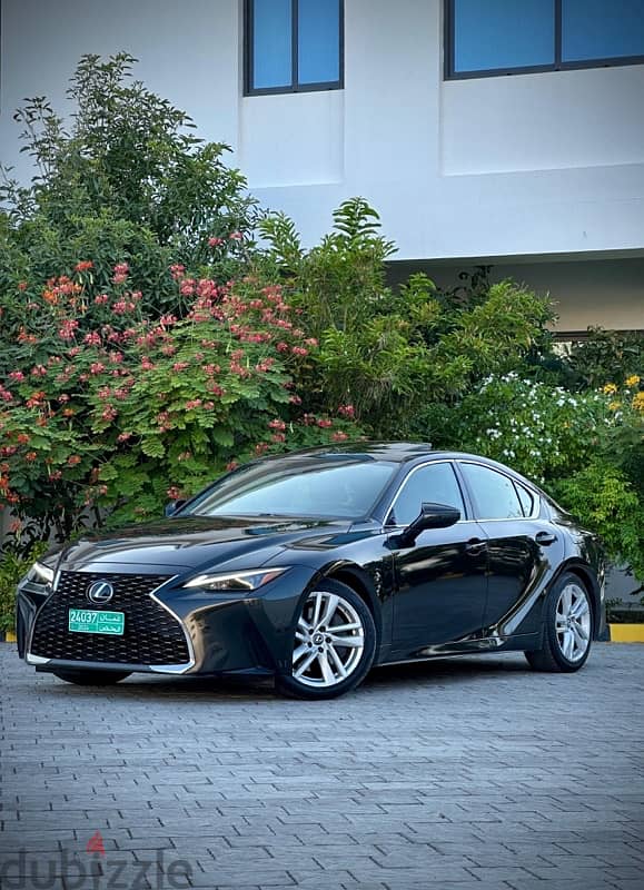 Lexus IS 300 2021 5