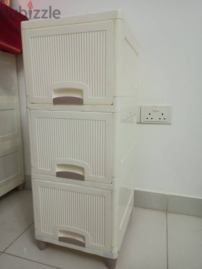 Foldable stoarge cabinet 4