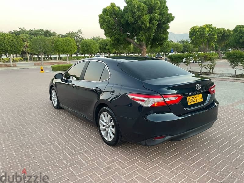 Toyota Camry 2010 5