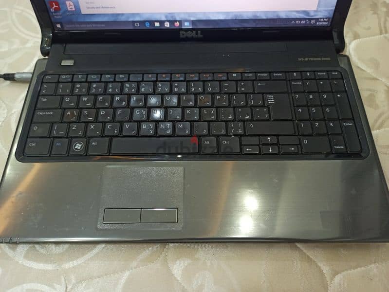 Dell Inspiron 1564 2