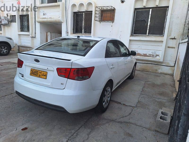 Kia Cerato 2011 4