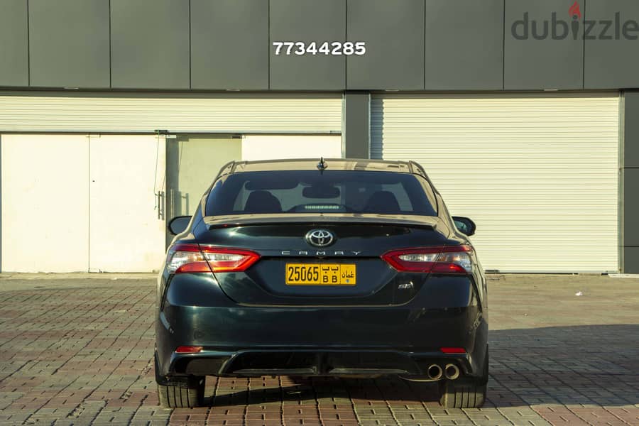 Toyota Camry 2019 SE 2