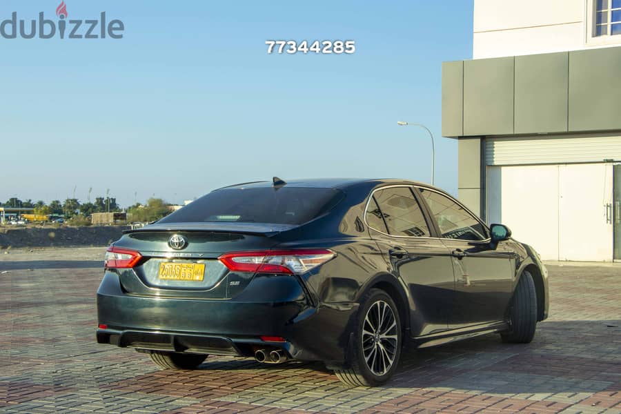 Toyota Camry 2019 SE 3