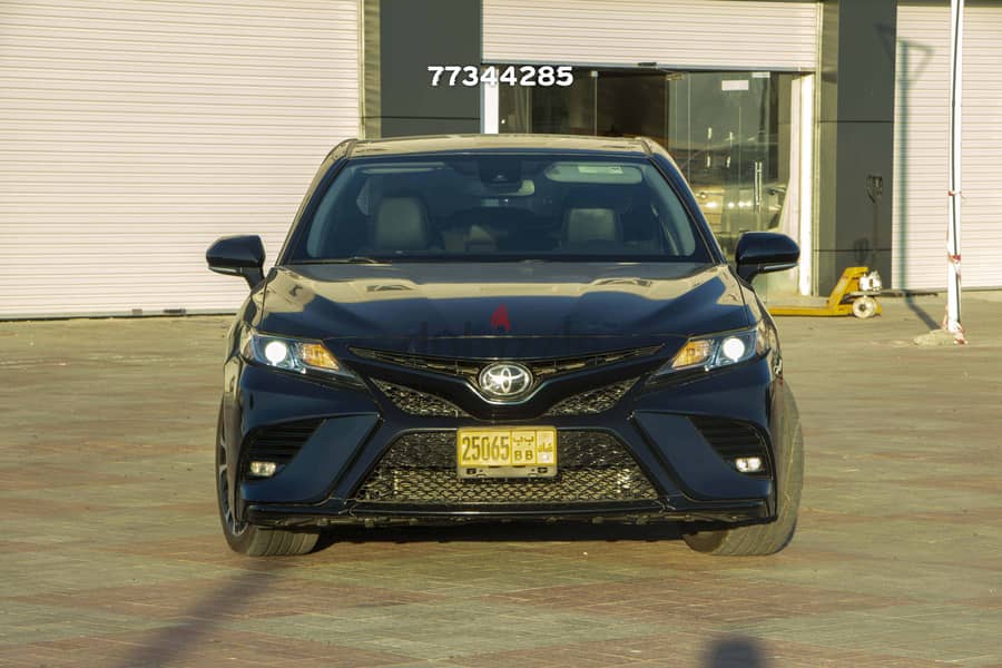 Toyota Camry 2019 SE 6