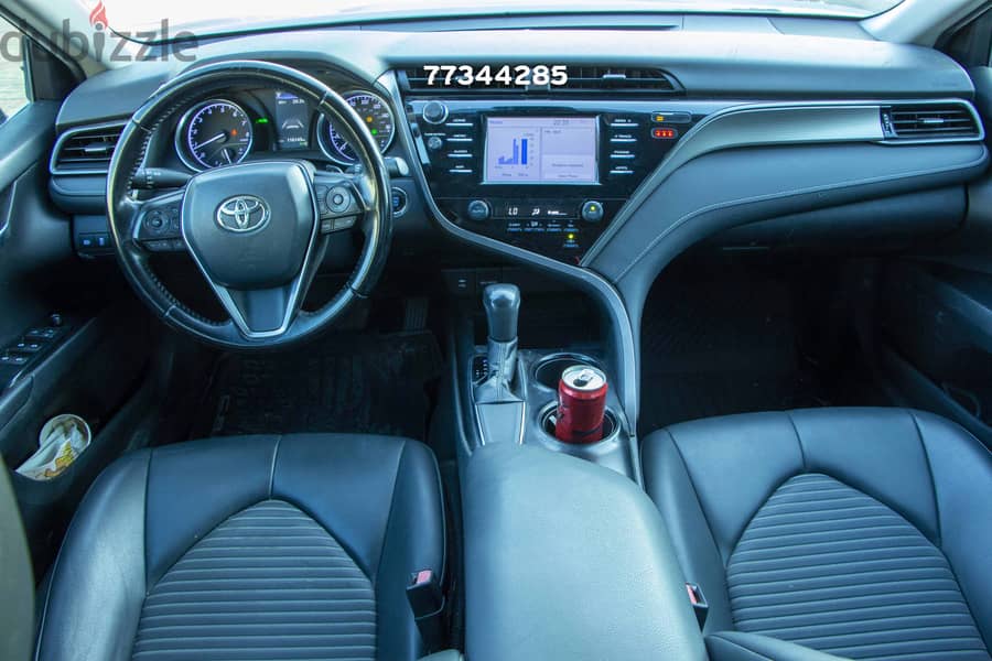 Toyota Camry 2019 SE 8