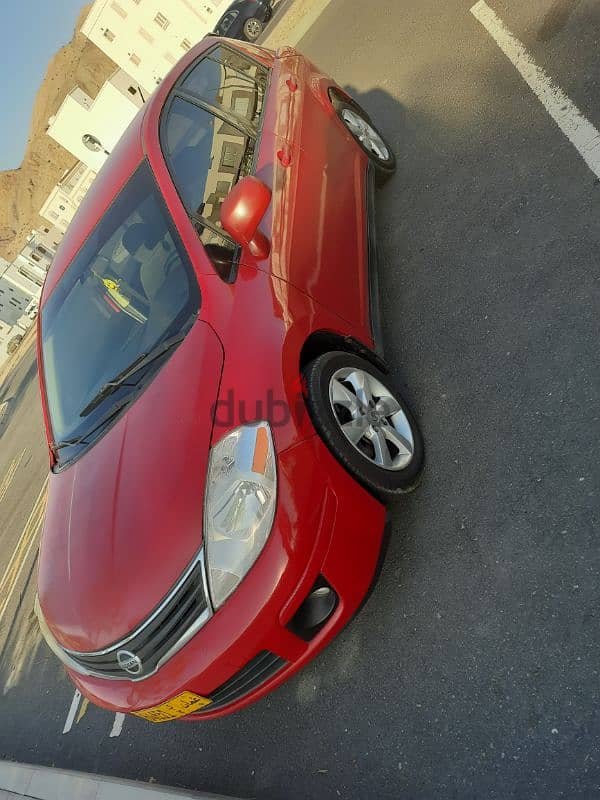 Nissan Versa 2011 1