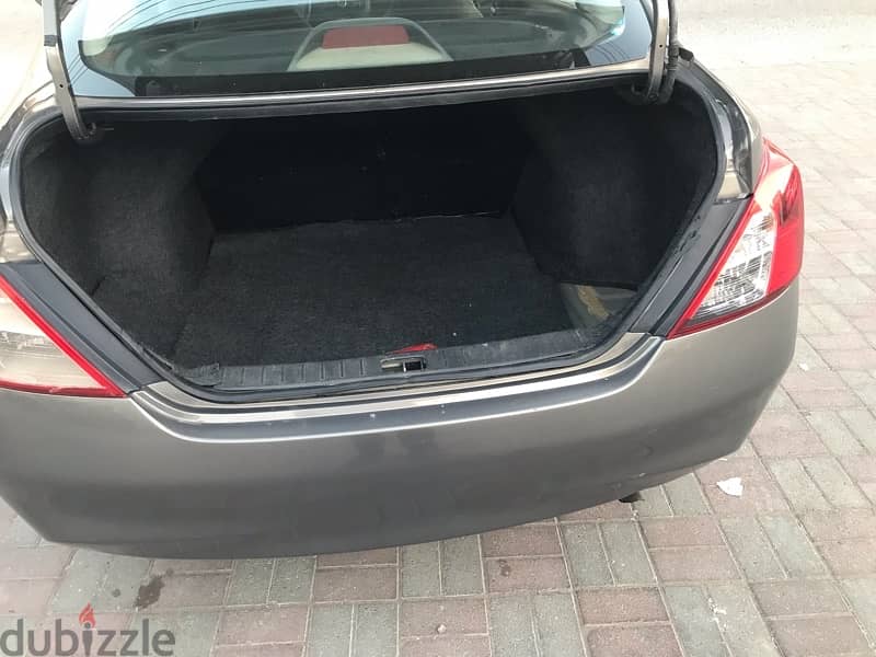 Nissan Sunny accident free 2013 5