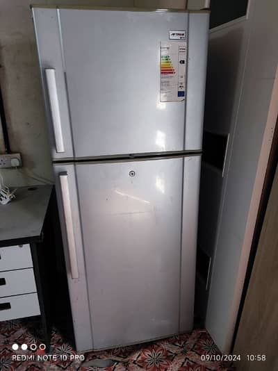 AFTRON REFRIGERATOR - 300 LTR