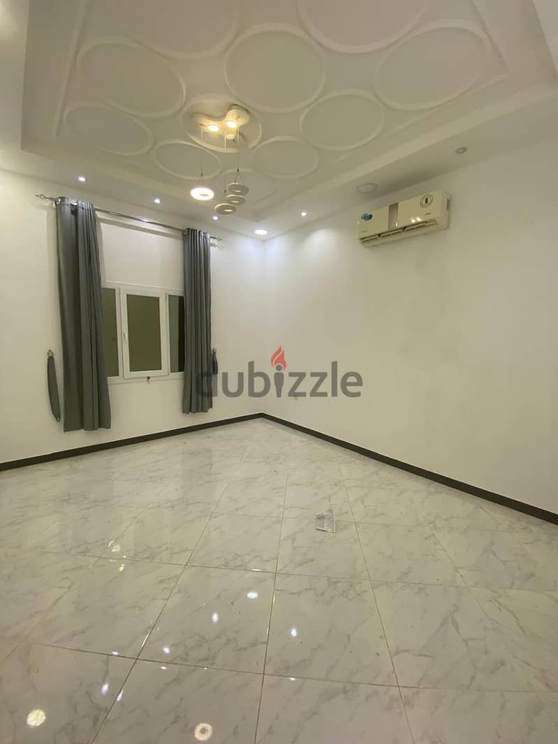 "SR-HA-628 Premium Quiet Villa to Let in Al Mawaleh South 3