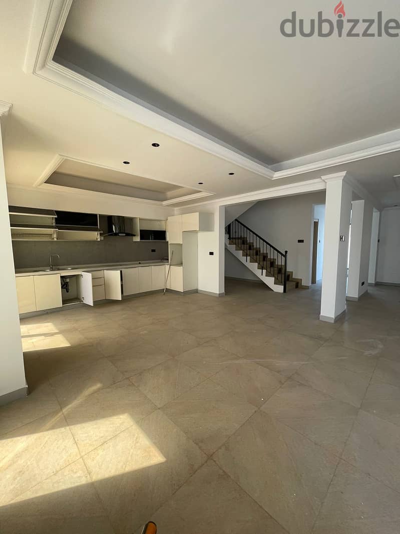 "SR-SM-590** Spacious Villa for Rent in Almawaleh South ** 7