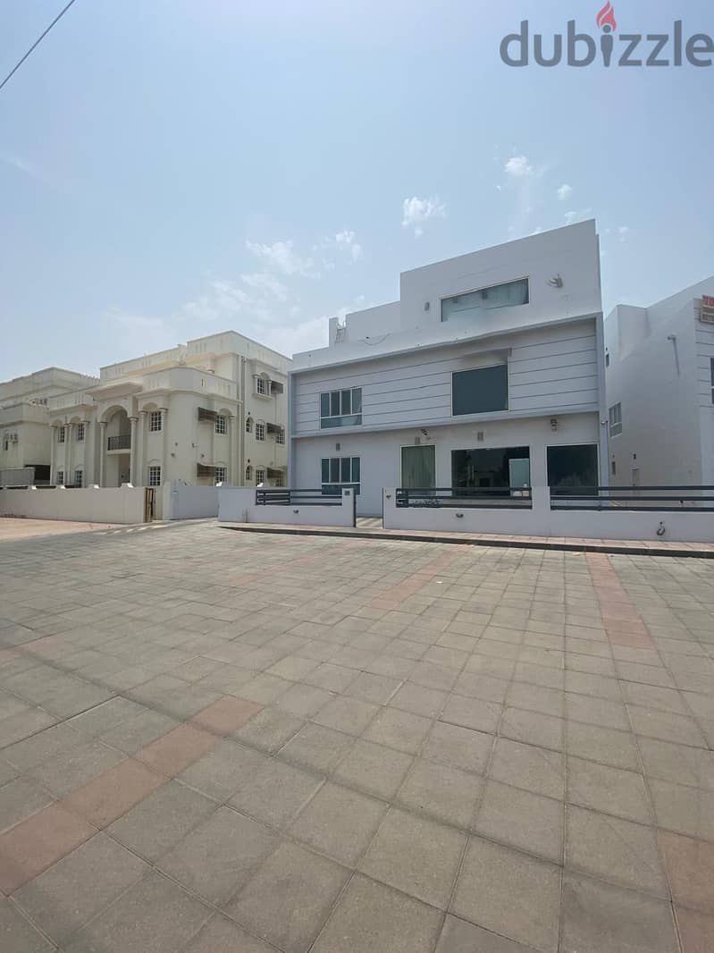 "SR-MK-585 *Advertisement: Commercial Villa for Rent in mawaleh south 0