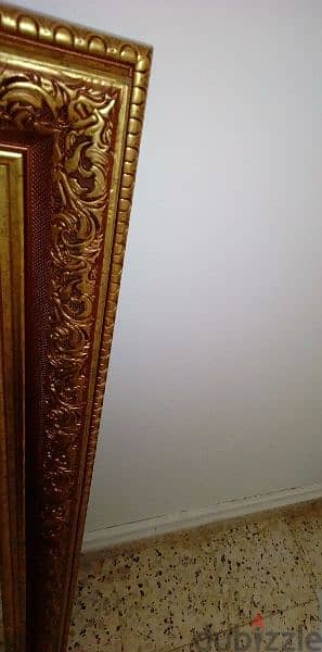 Awesome Mirror with Golden Frame 2