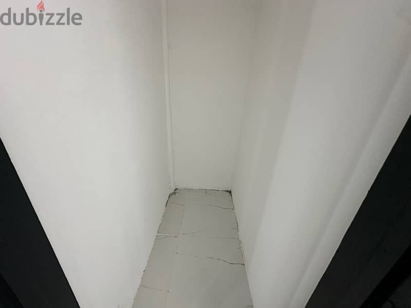 4+1 BD |  standalone | renovated 17