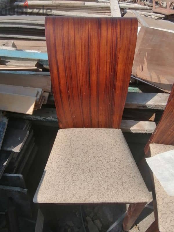 Very good condition very reasonable price table and chair available 1