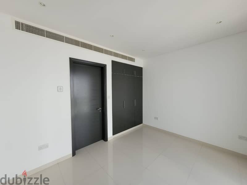 2 BR Flat in Al Mouj – Almeria East 8