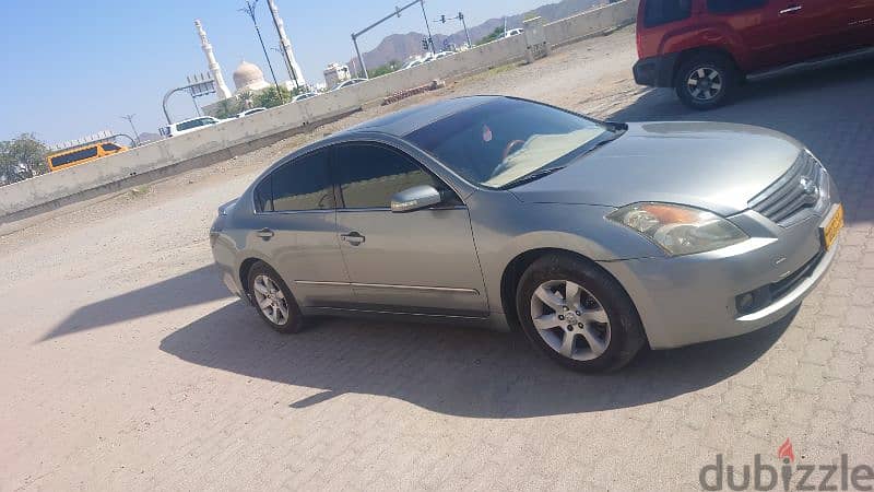 Nissan Altima 2009 1