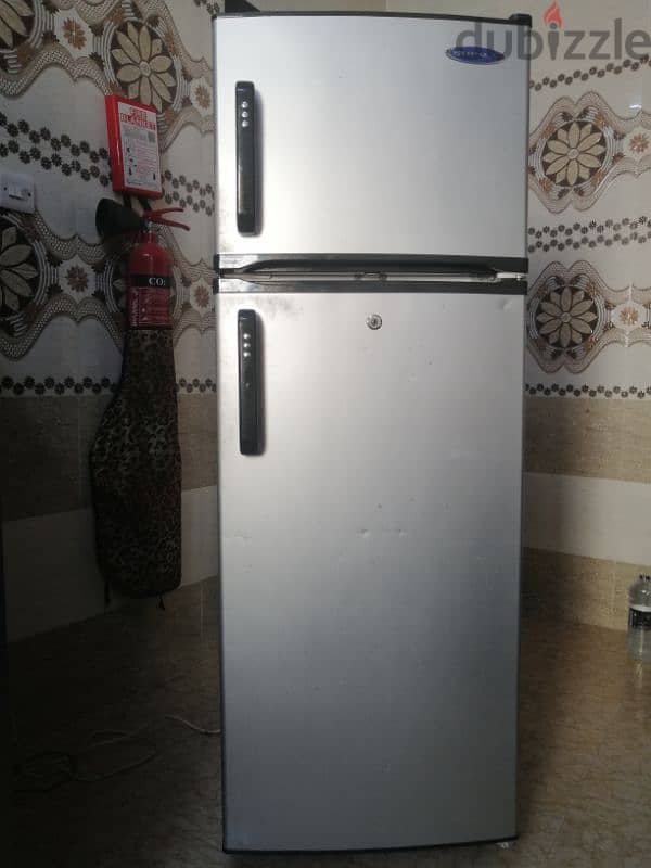 ثلاجة للبيع استخدام شخصي Refrigerator for sale, personal use 0