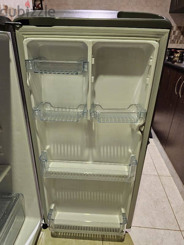 LG 190 ltrs Fridge 4