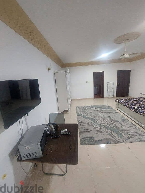 Large room and fully furnished bathroom in Al Khuwair 3