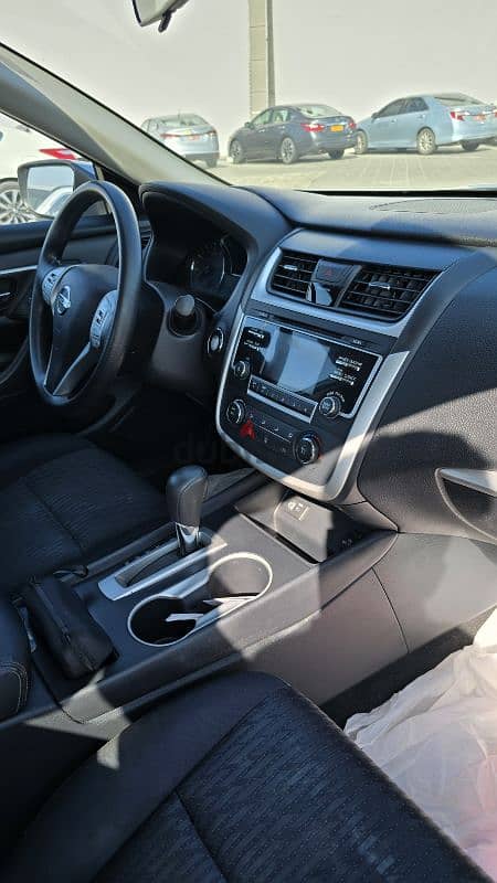 Nissan Altima 2017 4