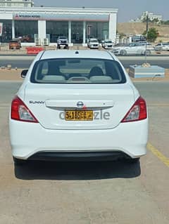 Nissan Sunny 2015 0