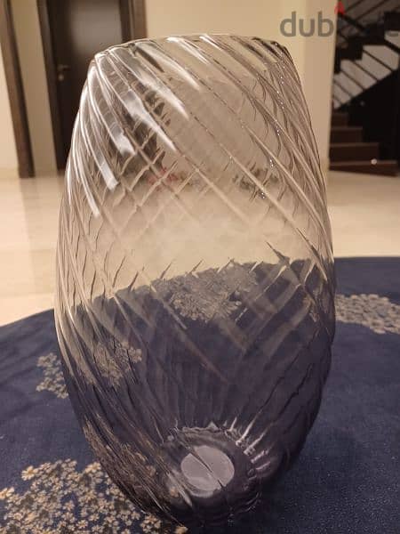 Nice glass vase 1