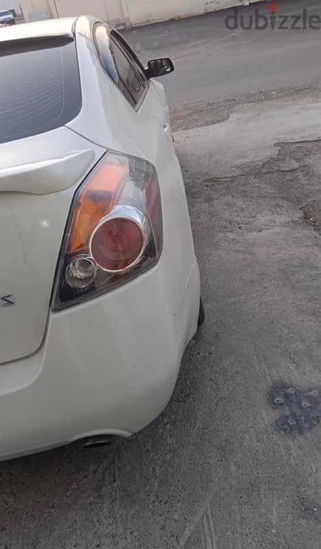 Nissan Altima 2012 4