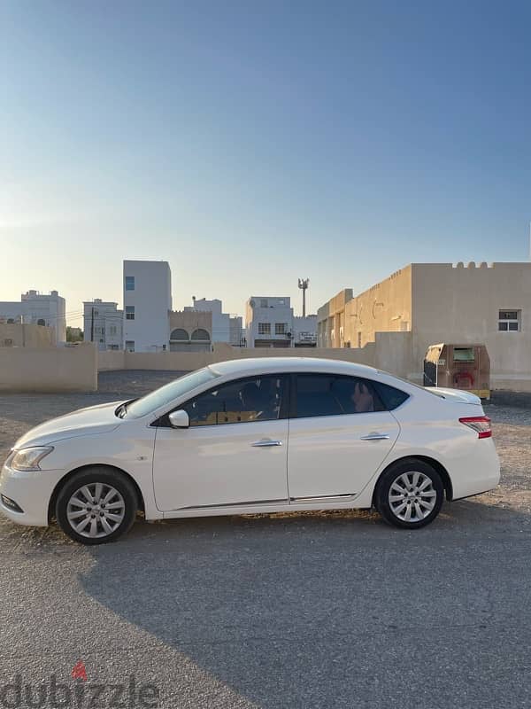 Nissan Sentra 2019 3