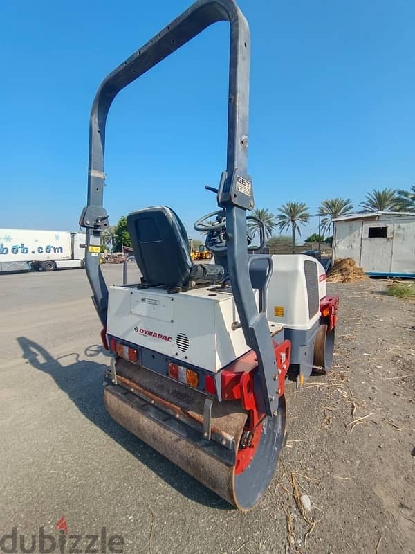 ROLLER COMPACTOR 5 TON FOR RENT 3