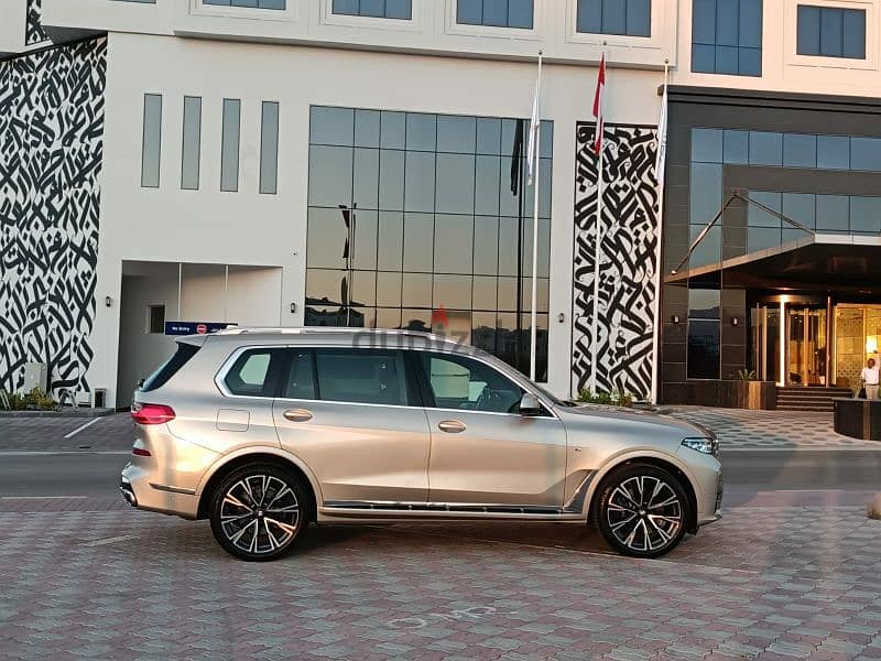 بي ام دبليو  2019 X7 5.0 Oman car low mileage 19