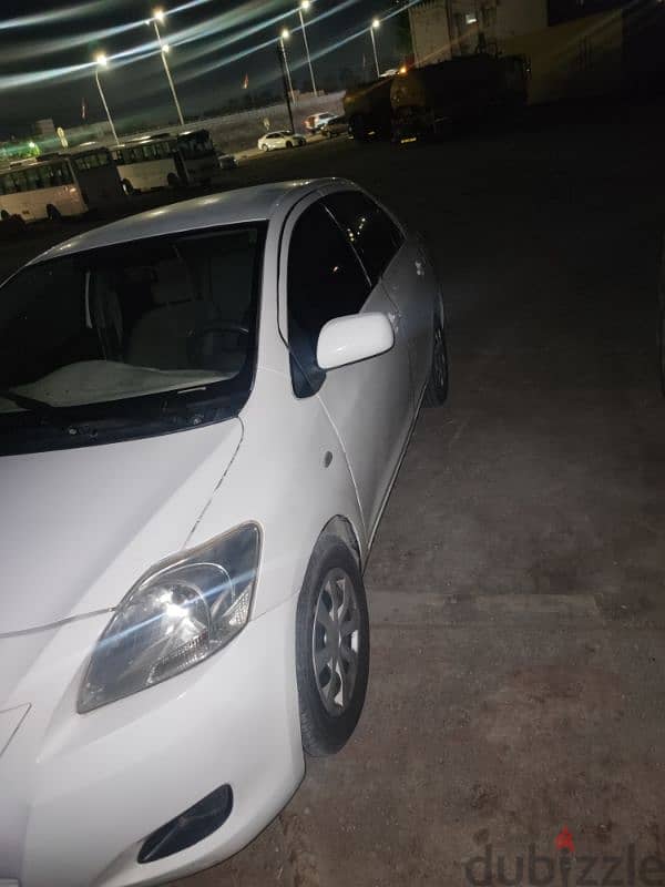 Toyota Yaris 2009 1