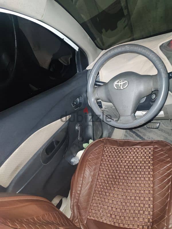 Toyota Yaris 2009 5