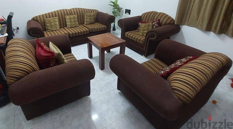 Brown and golden 6 seater comfortable sofa set 4