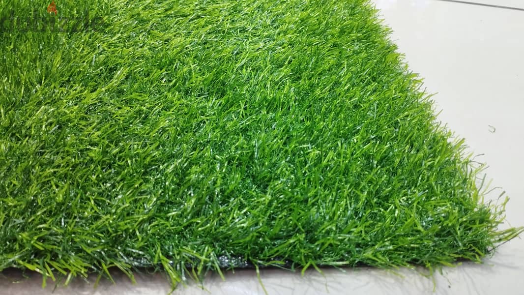 Artificial grass available, White Pebbles available 2