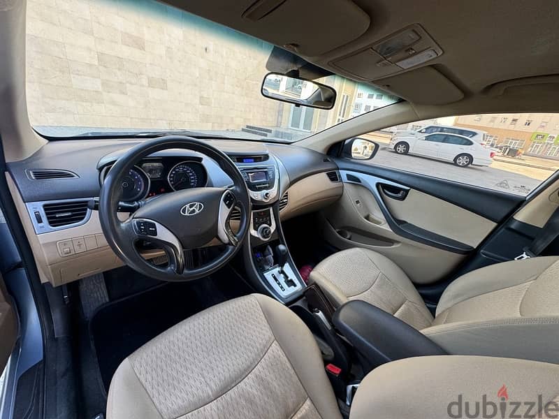 Hyundai Elantra 2012 5