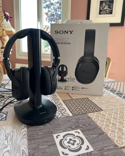 SONY wireless headphone RF tech Hi Range