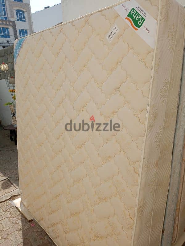 king size mattress raha very clean for sale 3