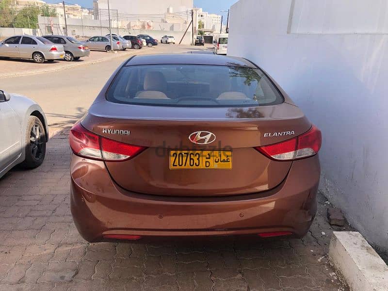 Hyundai Elantra 2013 1