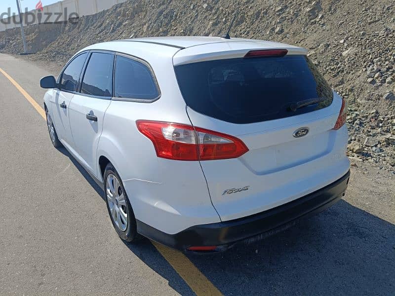 Ford Focus 2014 4