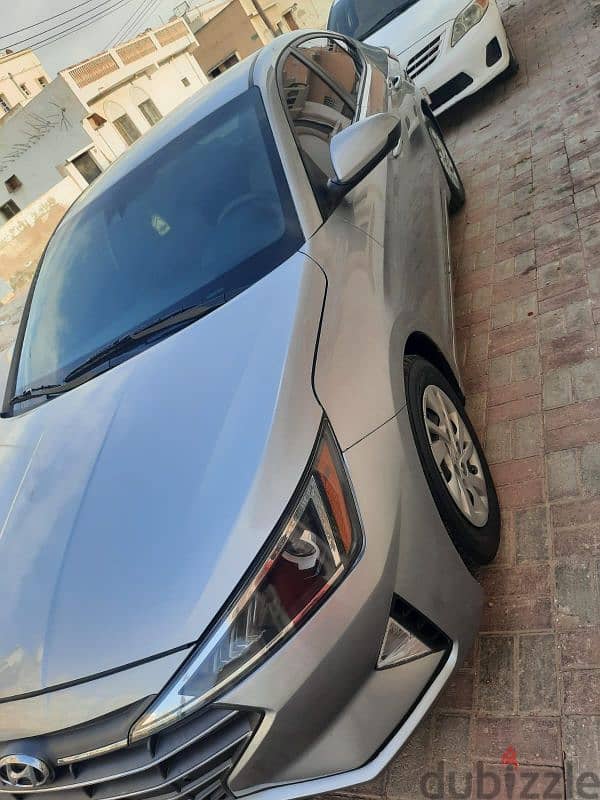 elantra car 2020for rent contact this number 93653422 2