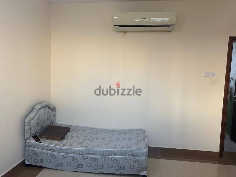 sharing room for ladies 2