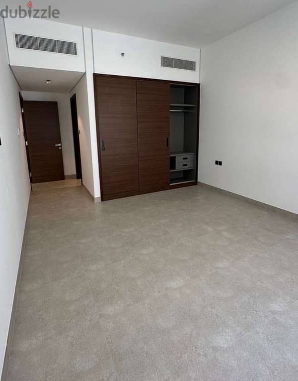 from owner 1 bhk apartment in muscat hills freehold 3