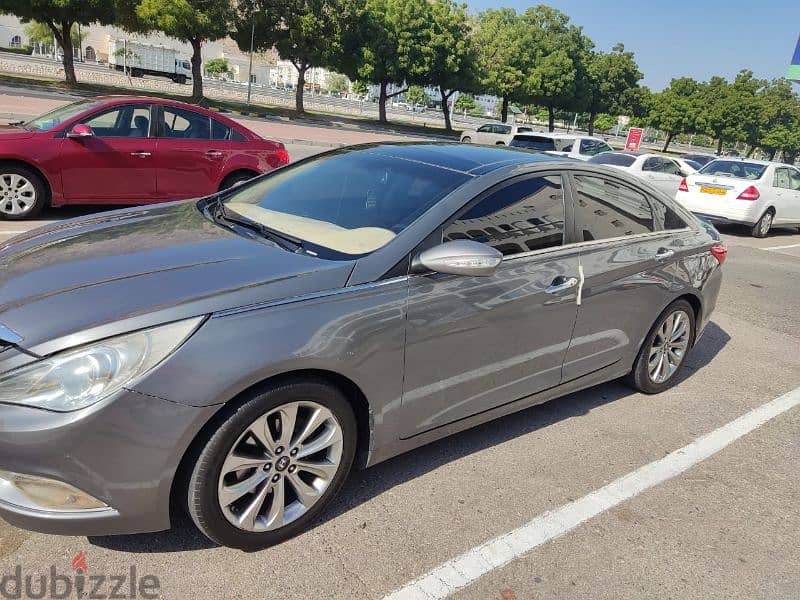 Hyundai Sonata 2012 1