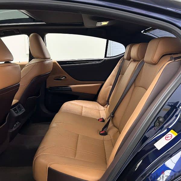 Lexus ES 350 2019 5