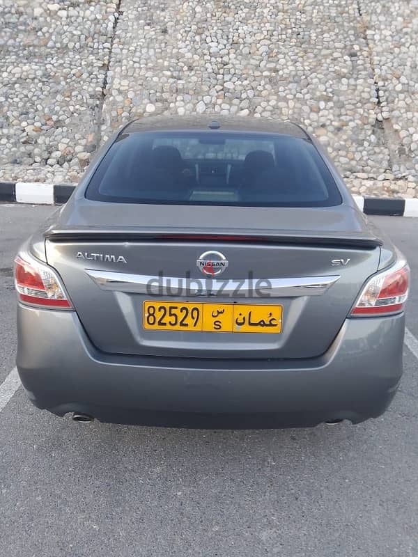 Nissan Altima 2015 american perfect condition 3