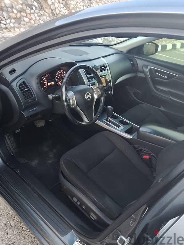 Nissan Altima 2015 american perfect condition 4